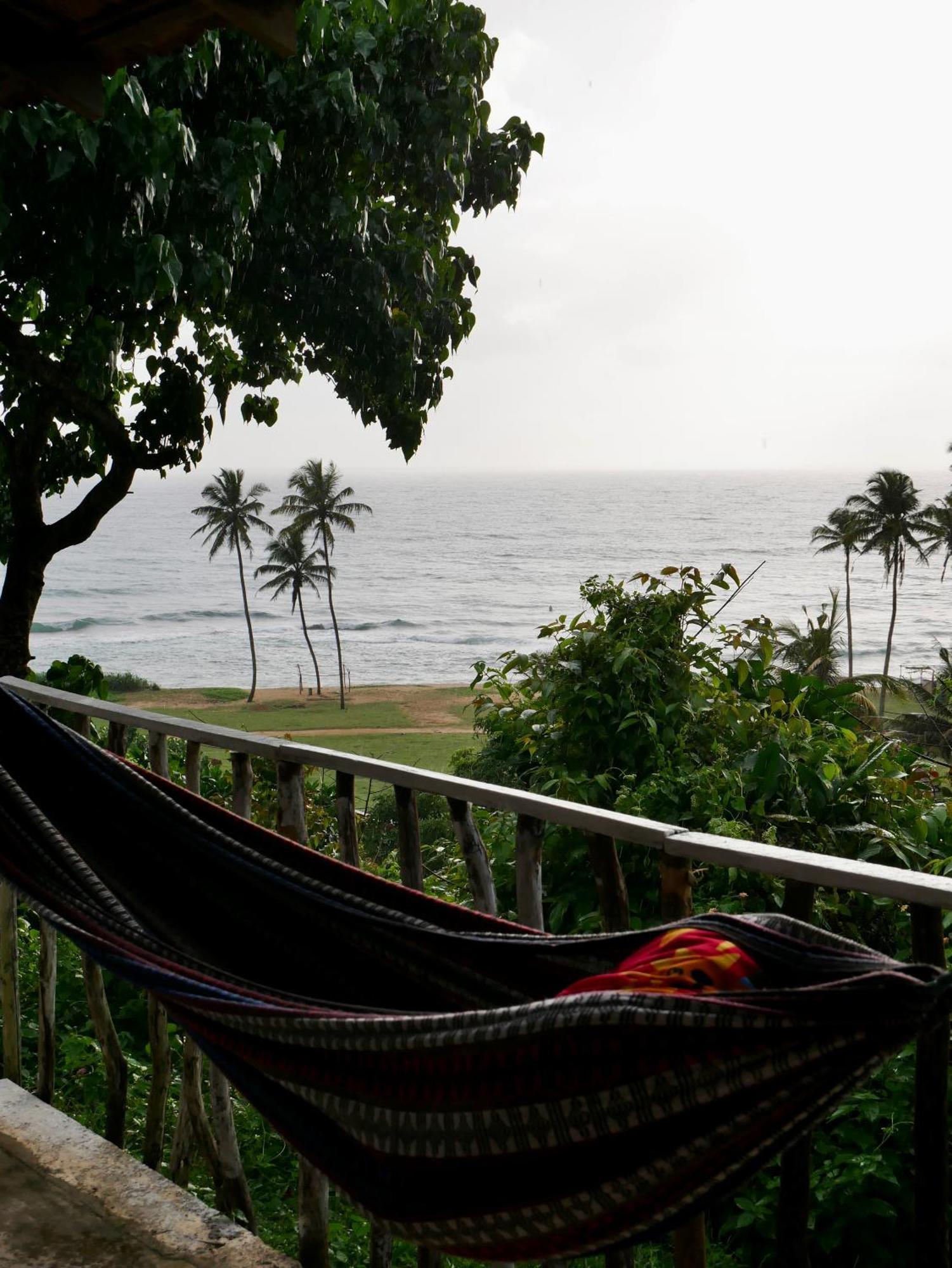Bed and Breakfast Sky Mountain Cafe With Seaview à Weligama Extérieur photo